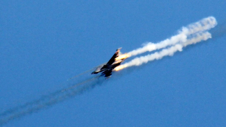 Pasukan Oposisi Tembak Jatuh Jet Tempur Rezim Assad