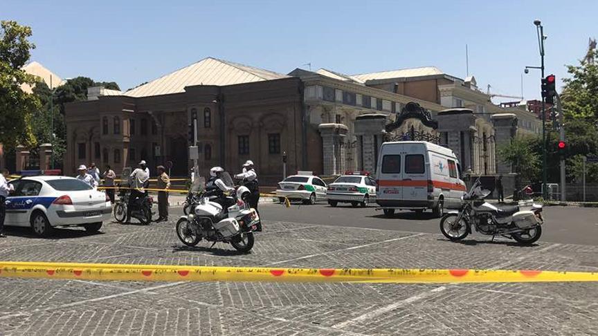 Gedung Parlemen Iran dan Kuil Khomeini di Teheran Diserang, 12 Tewas