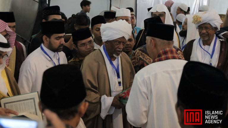 Walikota Padang: MUI Termasuk Panitia Pertemuan Ulama dan Dai Internasional