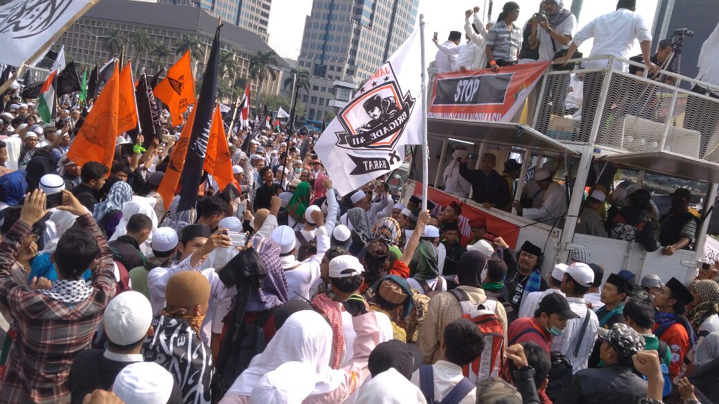 Hundreds of Thousands of Muslims Join Action 287 Reject Community Organs