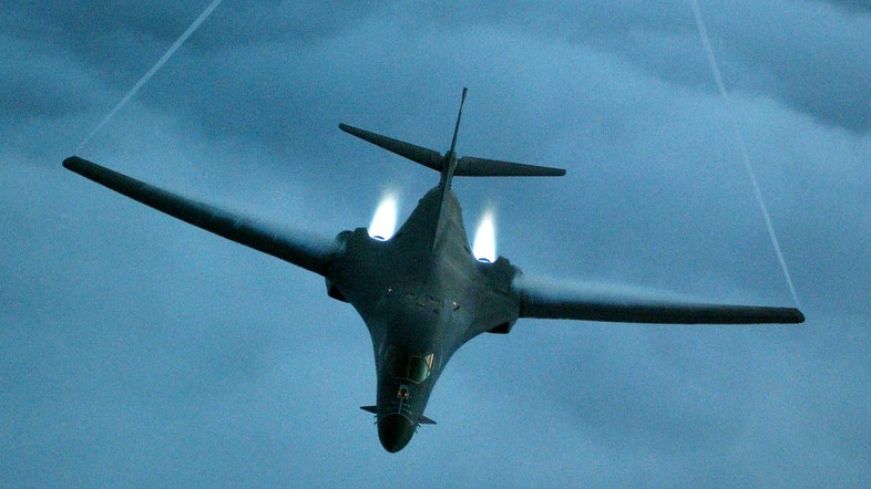 Tanggapi Uji Coba Rudal Korut, Pembom B-1B AS Terbang Rendah di Semenanjung Korea
