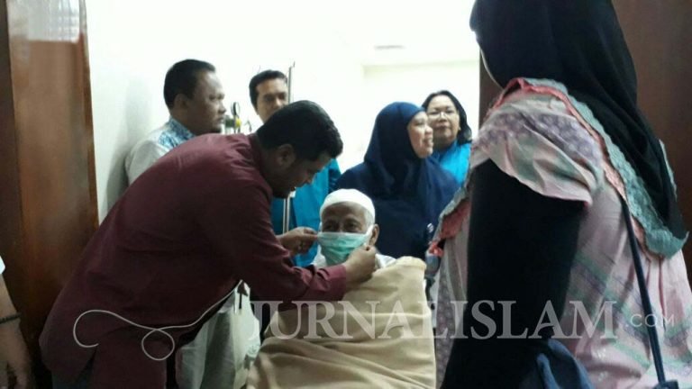 Minta Jadi Tahanan Rumah, Pengacara Ustadz Abu Bakar Ba’asyir Akan Surati Jokowi