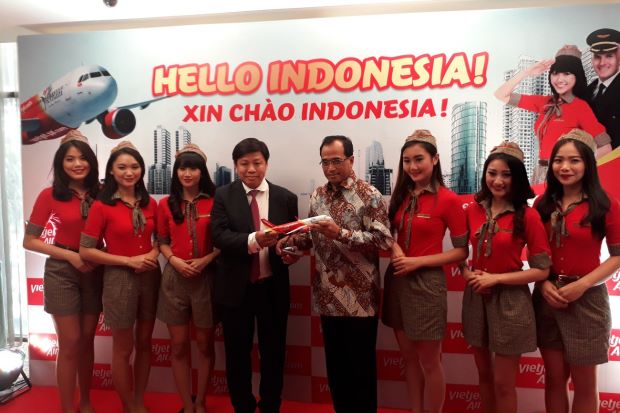 Klarifikasi Menhub Soal Maskapai Vietnam: Pramugari Dipastikan Tidak Berbikini
