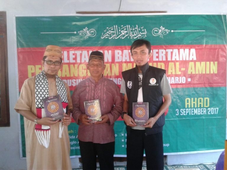 KPS Gandeng Dai Berwibawa Gio Tebar Kurban di Daerah Rawan Akidah