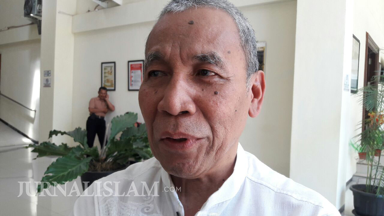 Dampingi Sidang, Ayah Aji : Semoga ini Menjadi Pelajaran Buat Anak Saya