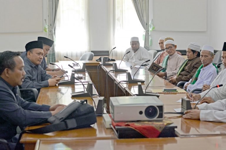 Datangi DPRD, Ulama Pasuruan Nyatakan Tolak Perppu Ormas