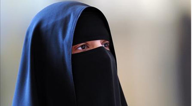 Universitas di India Larang Penggunaan Jilbab