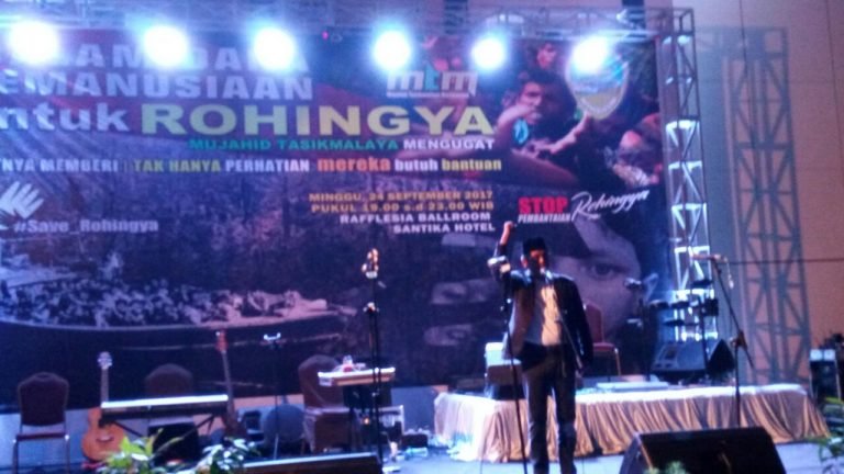 Masyarakat Hingga Tokoh Tasikmalaya Hadiri Malam Dana Kemanusiaan untuk Rohingya