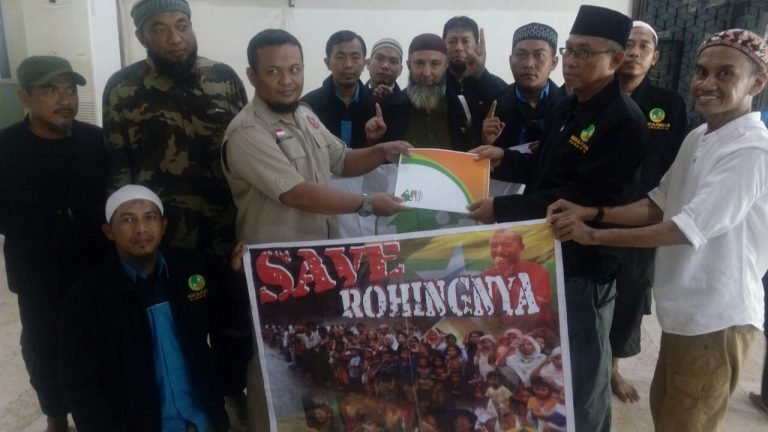 Galang Dana, Masjid Mujahidin Surabaya Hadirkan Relawan Kemanusiaan untuk Rohingya