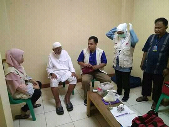 Shame! Treatment Difficult, Abu Bakar Baasyir Abnormal Swelling of Feet