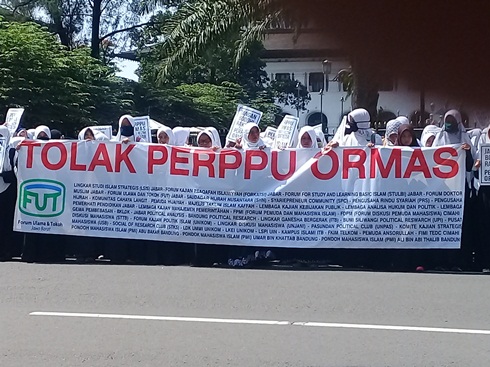 Ulama dan Tokoh Jabar Gelar Aksi Tolak Perppu Ormas