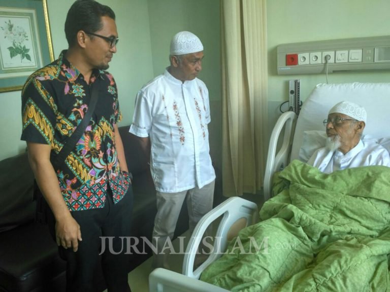 Berusia 81 Tahun, Keluarga Minta Ustaz Abu Bakar Ba’asyir Termasuk yang Dibebaskan