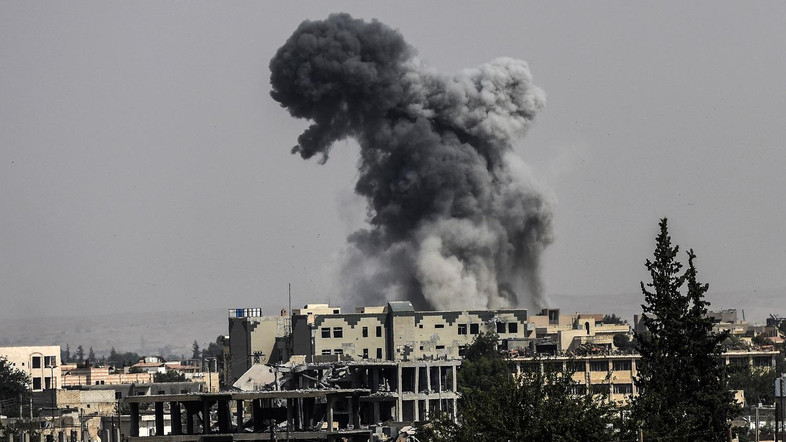 Jet Tempur AS Gempur IS di Wilayah Rezim Assad, Belasan Warga Sipil Tewas