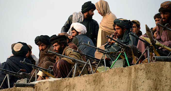 Taliban Tunjukan Kekuatan Militernya di Farah