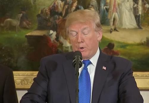 Pelaku Pembantaian Massal di Gereja AS Seorang Kristen, Trump: Itu Gangguan Mental