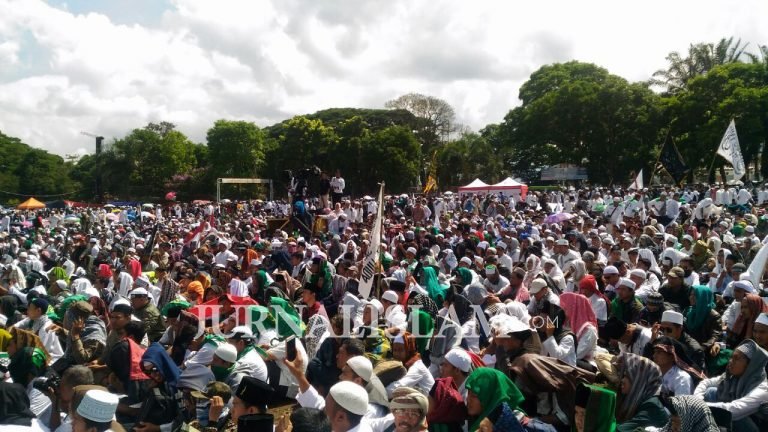 Tabligh Akbar Garut Membludak, KH Nonop Hanafi: Terimakasih Banser!