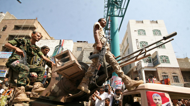 Pasukan Yaman Patahkan Gelombang Serangan Syiah Houthi di Taiz