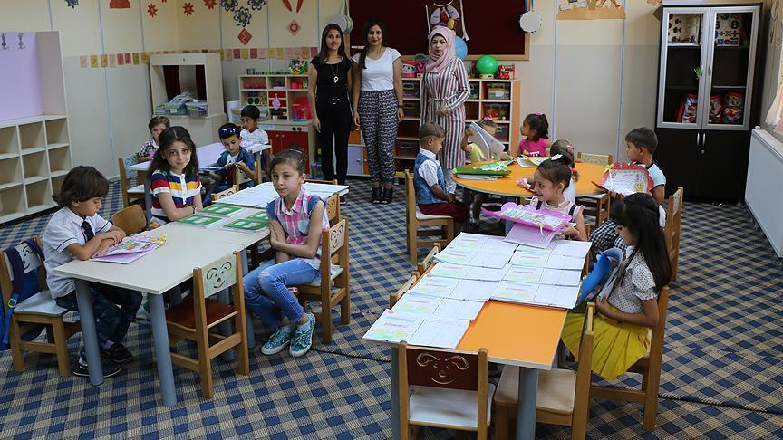 Menteri Pendidikan: Turki Mendidik 500.000 Anak-anak Suriah