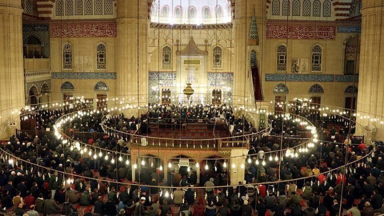 Turki Gelar Perayaan Maulid Nabi Saw di Seluruh Penjuru Negeri