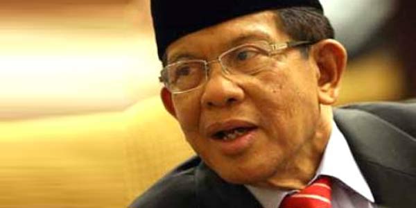 Innalillahi, Senator AM Fatwa Meninggal Dunia