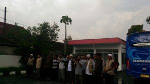 DSKS Berangkatkan 23 Elemen Umat Islam Solo Ikuti Aksi 1712