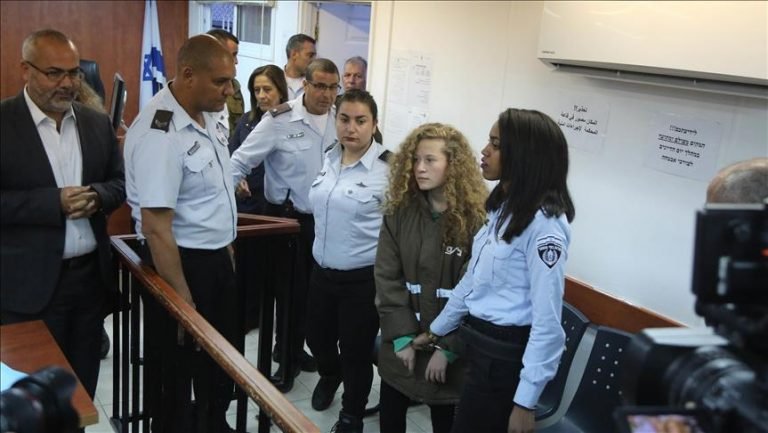Gadis Palestina Ini Diperpanjang Masa Tahanannya karena Serang Serdadu Zionis