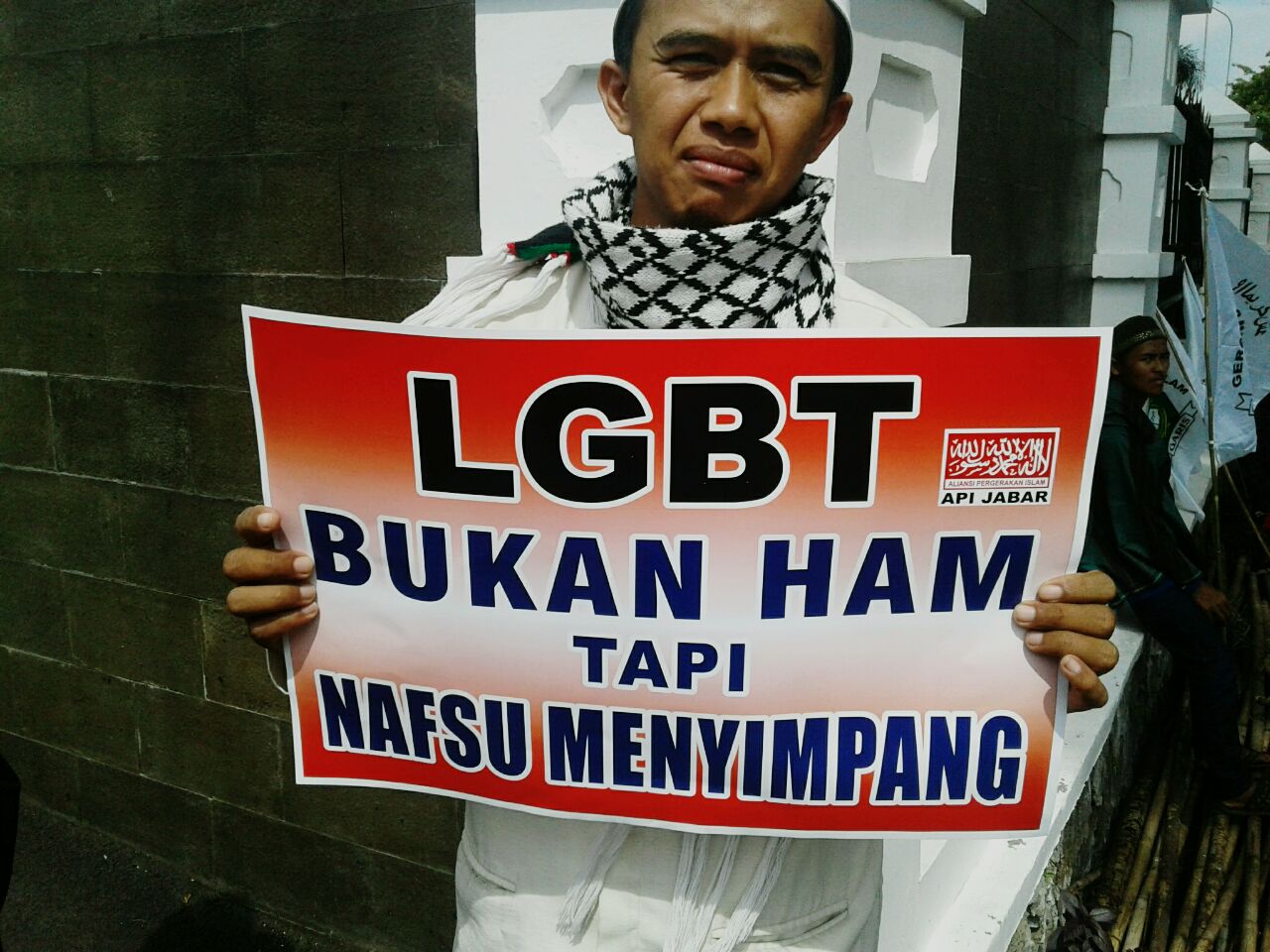Sampaikan Aspirasi, Warga Jabar Gelar Aksi Longmarch Tolak LGBT