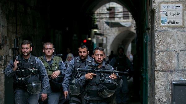 Ujug-ujug Aparat Zionis Tangkap Tokoh Utama LSM Arab di Palestina