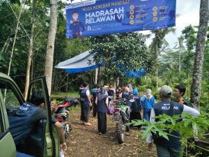 DDII dan Laznas Bangun Sumur Bor untuk Warga Blitar