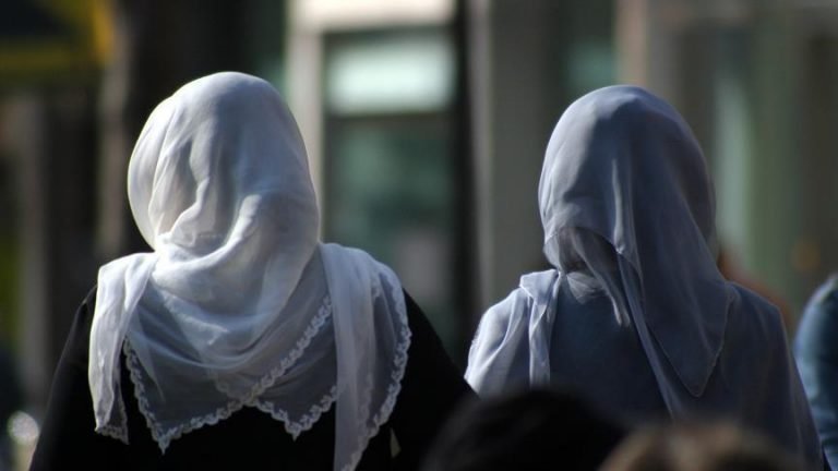 Persekutuan Gereja: Polemik Jilbab SMKN 2 Padang Sudah Selesai