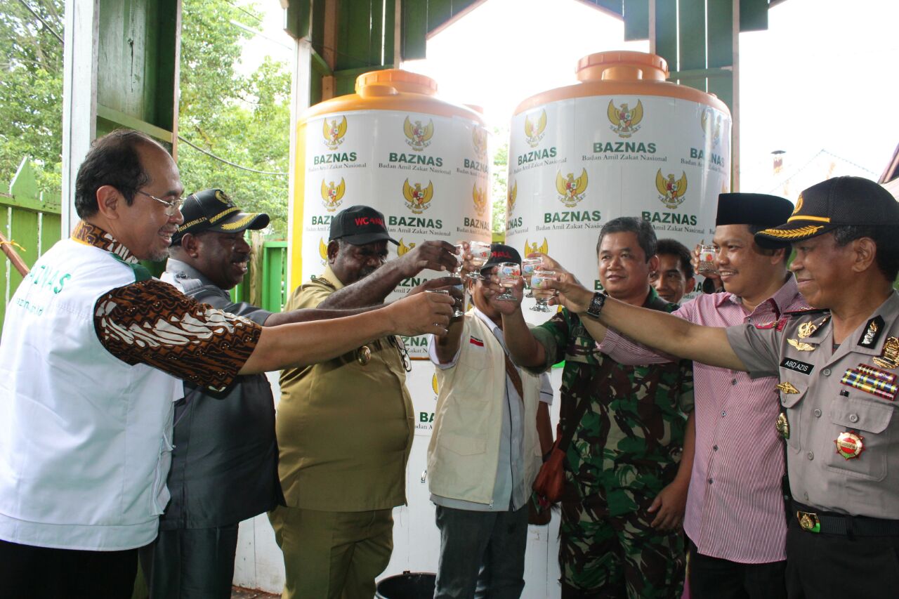 BAZNAS Bangun Instalasi Air Minum untuk Masyarakat Asmat