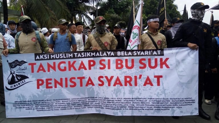 Ribuan Warga Tasikmalaya Gelar Aksi Desak Sukmawati Ditangkap