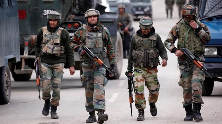 1 Tentara India Tewas dan 2 Kritis dalam Bentrokan dengan Pejuang Kashmir