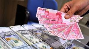 Analis Prediksi Rupiah Melemah hingga Rp 15.500 Per Dolar