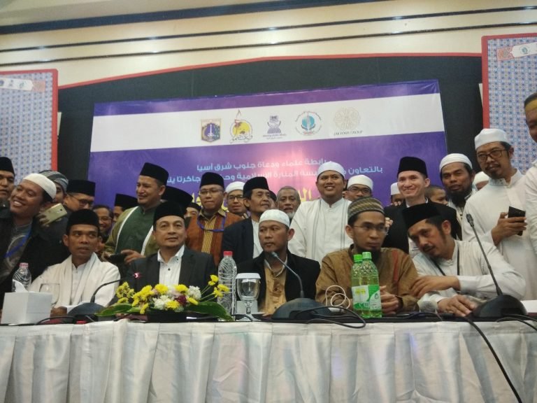 Ketika Ustaz Abdul Somad, Adi Hidayat dan Bachtiar Nasir Sepanggung