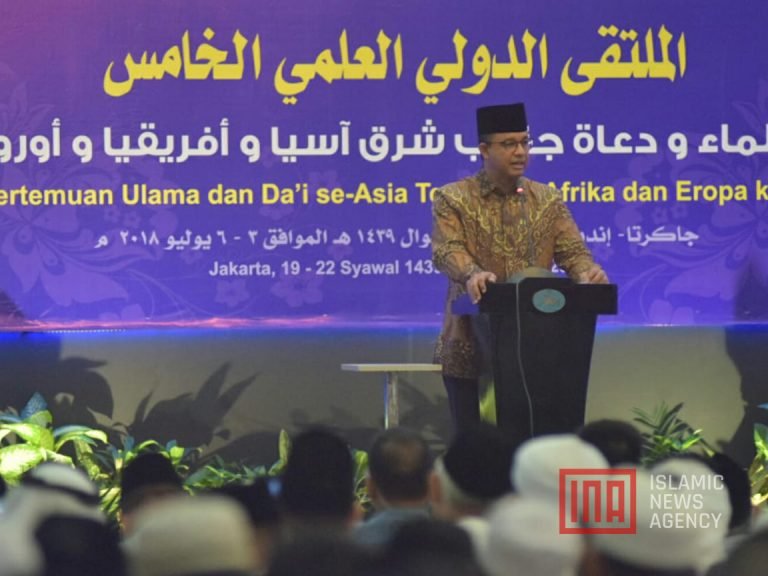 Gubernur Anies Tutup Multaqo Ulama dan Dai Internasional ke-V