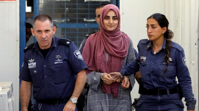 Takut Jadi Ancaman Bagi Israel, Seorang Muslimah Turki Ini Ditangkap Pasukan Khusus
