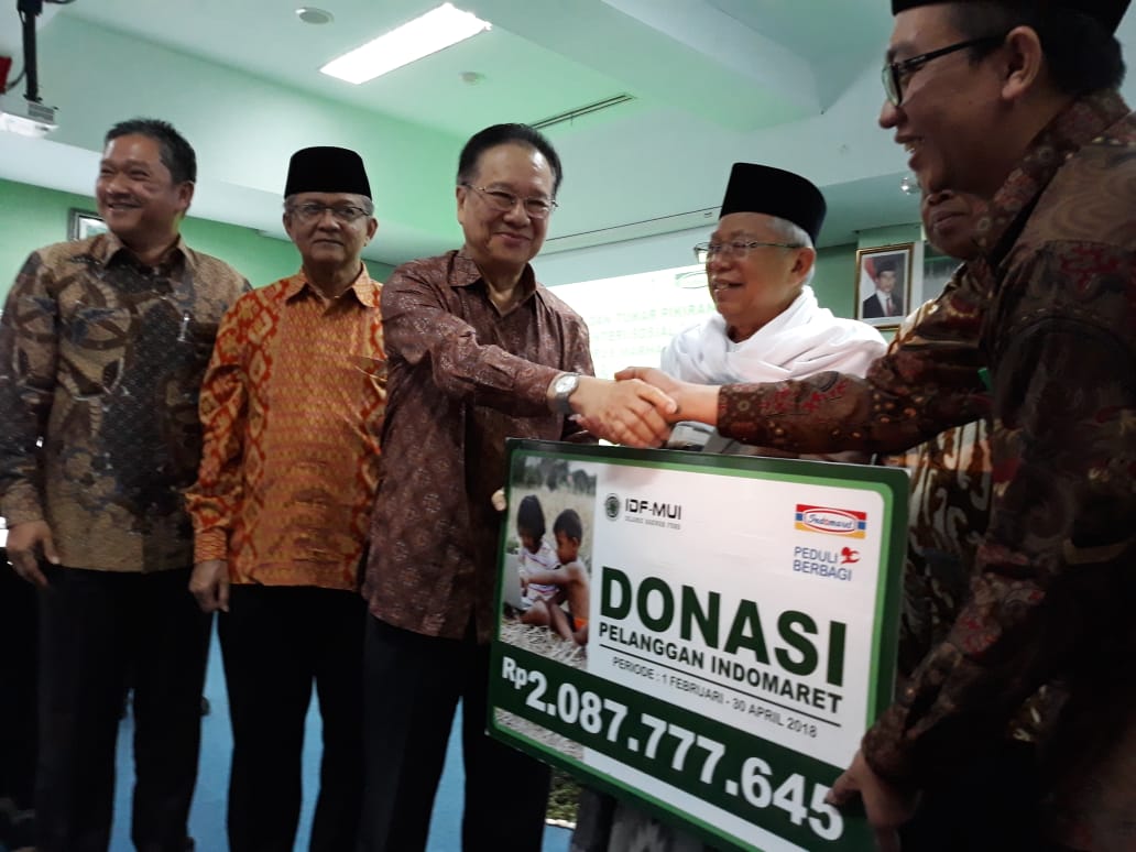 MUI Terima Dana Sumbangan Konsumen Indomaret Rp 2,87 Milyar