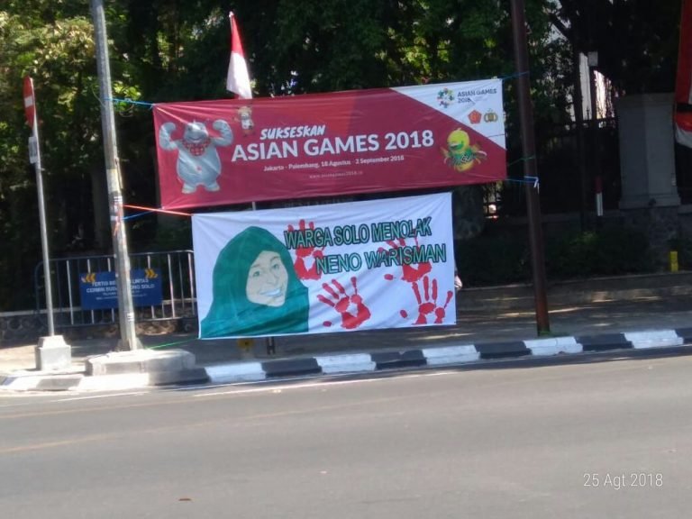 Panitia Haornas Solo Desak Polisi Usut Munculnya Spanduk Anonim Tolak Neno Warisman