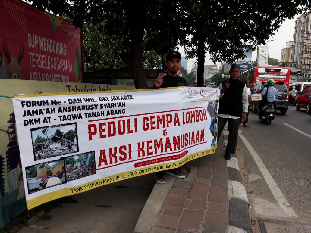Forum Me-Dan, Ansharuyariah dan DKM At-Taqwa Bantu Korban Gempa Lombok