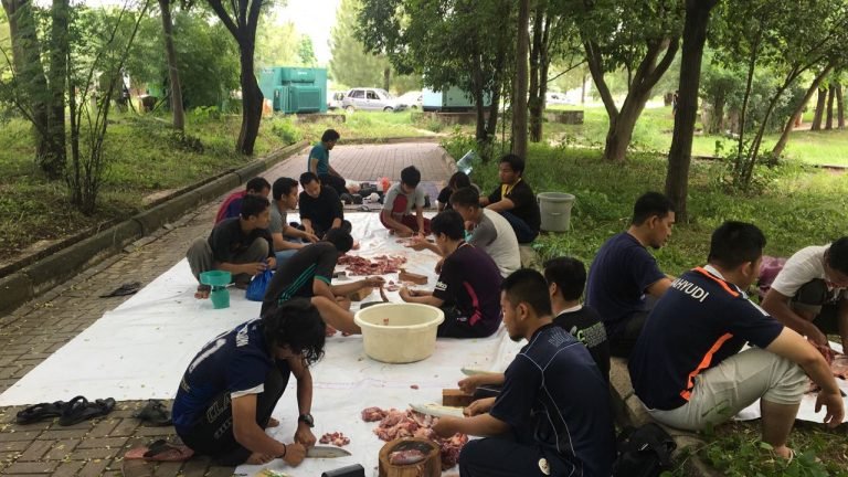 Pelajar Indonesia di Pakistan Laksanakan Qurban