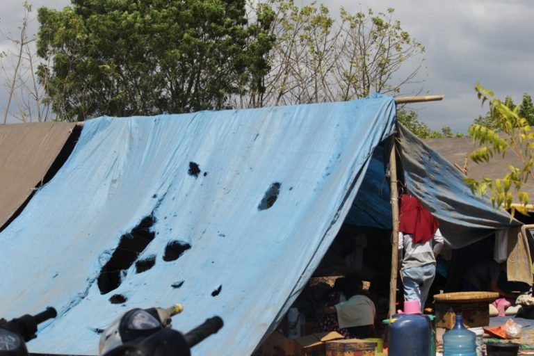 Belum Nampak Relawan dan Bantuan, Pengungsian di Lombok Timur Ini Memprihatinkan