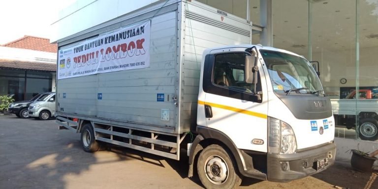 Dakta Peduli dan DDII Berangkatkan Truk Kemanusiaan untuk Lombok