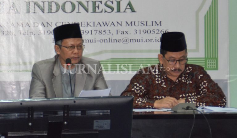 Zainut Tauhid dan Yunahar Ilyas Ditunjuk Sebagai Plt Ketum MUI