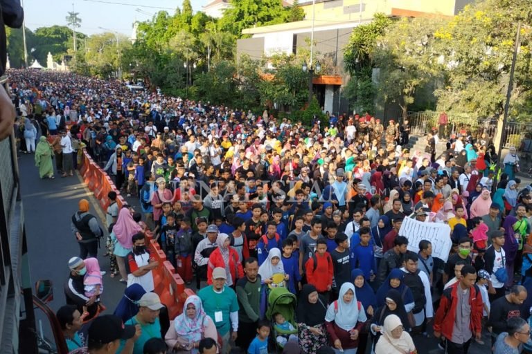 Mustofa Nahra: Umat Islam Bersatu Karena Iman Bukan Uang
