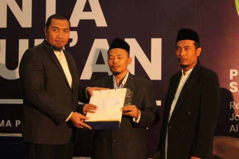 Buta Karena Glukoma, Abdul Manan Bangkit Menjadi Penghafal Al-Qur’an di Usia 48 Tahun