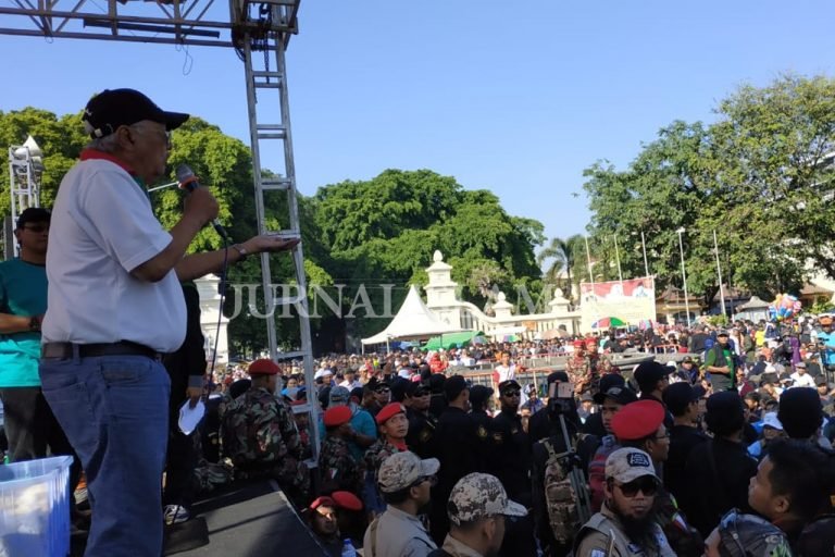 Mudrick Sangidoe: Mega Bintang Akan Terus Melawan Ketidakadilan