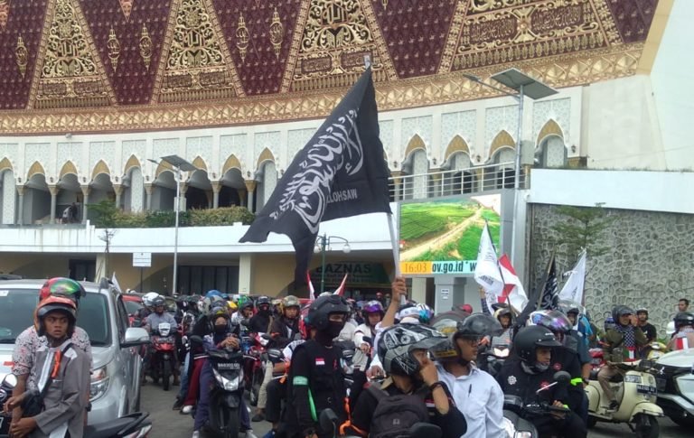 Unik! Begini Aksi Bela Tauhid di Padang