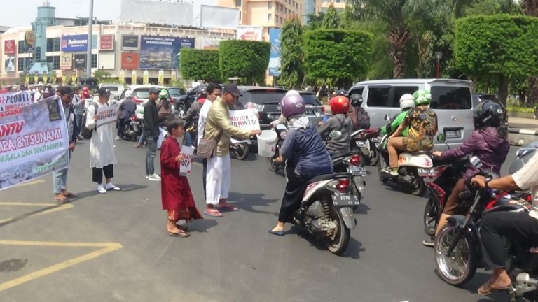 Yanmas Ansharusyariah Galang Dana di Semarang