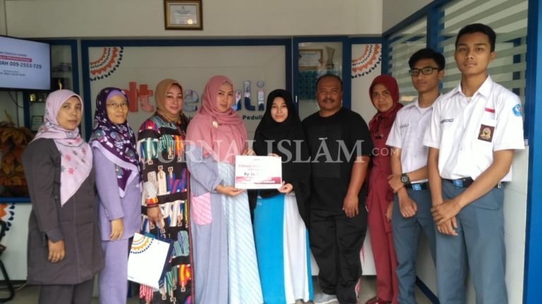 SMAN 3 Cimahi Kumpulkan Rp.30 Juta untuk Korban Bencana di Sulteng